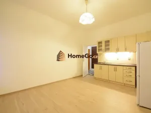 Pronájem bytu 2+kk, Praha - Vršovice, Sevastopolská, 40 m2