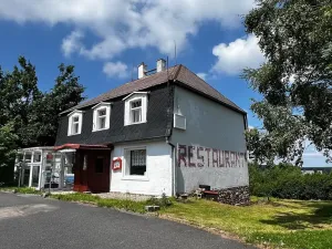 Prodej rodinného domu, Dubí, 302 m2