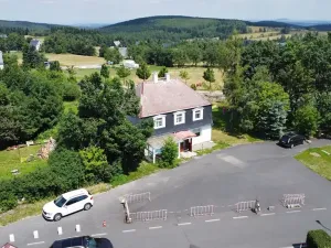 Prodej rodinného domu, Dubí, 302 m2