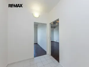 Prodej bytu 2+kk, Praha - Kyje, Lipnická, 42 m2