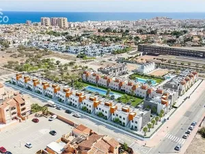Prodej rodinného domu, Torrevieja, Alicante, Španělsko, 72 m2