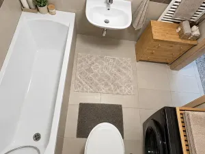 Prodej bytu 2+kk, Jince, Zborovská, 56 m2