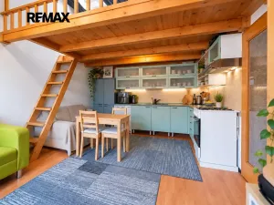Prodej bytu 2+kk, Praha - Holešovice, Jateční, 45 m2