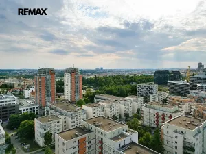 Prodej bytu 1+kk, Praha - Strašnice, Názovská, 35 m2