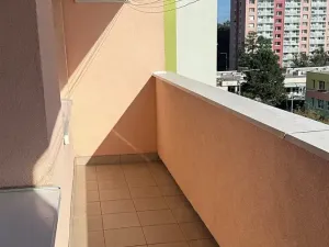 Pronájem bytu 2+kk, Kladno, Na růžovém poli, 47 m2