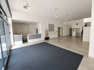 Pronájem kanceláře, Brno, Šujanovo náměstí, 95 m2