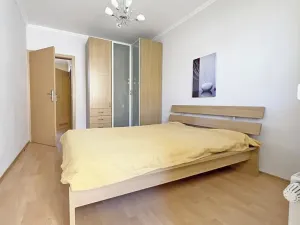 Pronájem bytu 2+kk, Praha - Řepy, Zrzavého, 52 m2