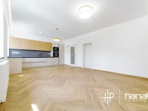 Pronájem bytu 2+kk, Olomouc, Tolstého, 51 m2