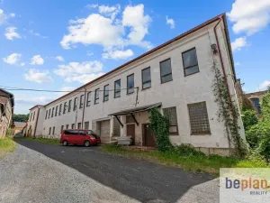 Prodej obchodního prostoru, Varnsdorf, Dvořákova, 7660 m2