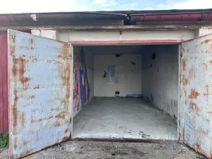 Pronájem garáže, Praha - Vršovice, 18 m2