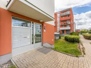 Prodej bytu 1+kk, Praha - Háje, Loosova, 34 m2