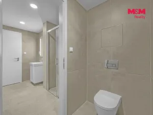 Prodej bytu 2+kk, Praha - Hloubětín, Poděbradská, 71 m2