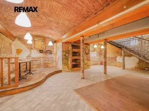 Pronájem obchodního prostoru, Plzeň, Bedřicha Smetany, 312 m2