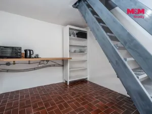 Prodej chalupy, Lužná, Masarykovo nám., 165 m2