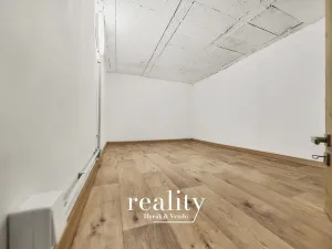 Pronájem bytu 2+kk, Jihlava, Na Nivách, 58 m2