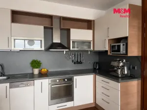 Pronájem bytu 2+kk, Praha, Jeremiášova, 46 m2