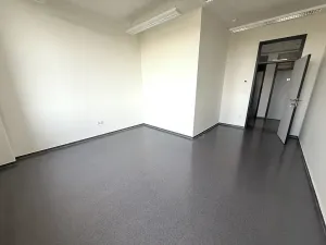 Pronájem kanceláře, Brno, Pražákova, 18 m2