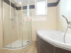 Prodej bytu 2+kk, Rosice, Slunečná, 66 m2