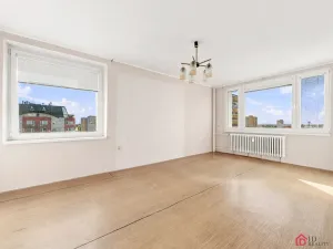 Prodej bytu 2+1, Pardubice - Zelené Předměstí, nábřeží Závodu míru, 53 m2