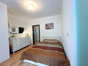 Pronájem bytu 2+kk, Praha - Vyšehrad, Hostivítova, 44 m2