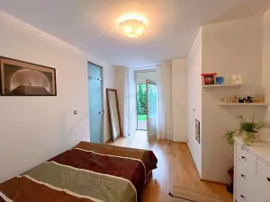 Pronájem bytu 2+kk, Praha - Vyšehrad, Hostivítova, 44 m2