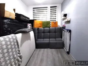 Prodej bytu 3+1, Praha - Prosek, Bílinská, 55 m2