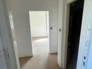 Dražba činžovního domu, Komorní Lhotka, 1000 m2