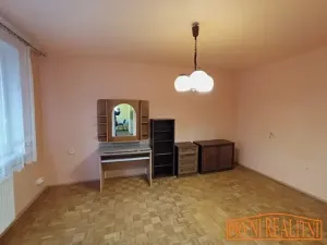 Prodej bytu 2+1, Uherský Brod, Tkalcovská, 56 m2