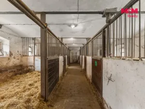 Prodej rodinného domu, Jarpice, 380 m2