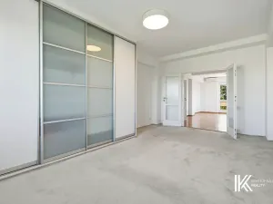 Prodej bytu 3+1, Pardubice, Palackého třída, 89 m2