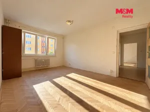 Prodej bytu 2+1, Rotava, Sídliště, 53 m2