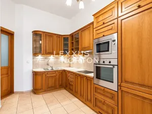 Pronájem bytu 3+1, Praha - Staré Město, Bílkova, 94 m2