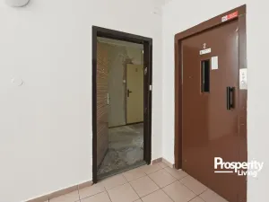 Prodej bytu 1+1, Mimoň - Mimoň I, Sídliště pod Ralskem, 44 m2