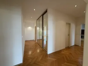 Prodej bytu 3+kk, Praha - Podolí, Levá, 137 m2