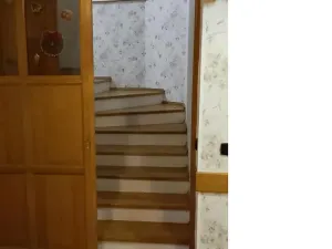 Prodej rodinného domu, Mníšek, K Batimě, 300 m2