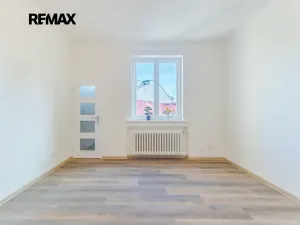 Pronájem bytu 3+kk, Praha - Vršovice, Rybalkova, 75 m2