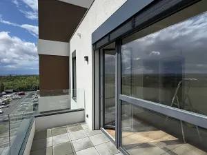 Pronájem bytu 2+kk, Praha - Černý Most, Arnošta Valenty, 34 m2
