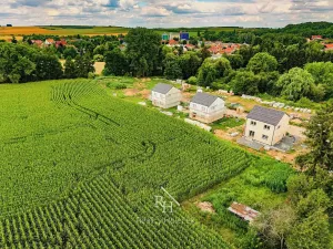 Prodej pozemku pro bydlení, Klučov, 6413 m2