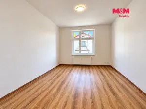 Pronájem bytu 4+kk, Úpice, Regnerova, 98 m2