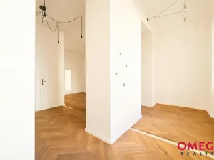 Prodej bytu 2+kk, Praha - Bubeneč, U studánky, 64 m2
