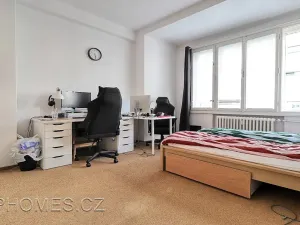 Pronájem bytu 2+kk, Praha, Sokolovská, 49 m2