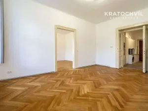 Pronájem bytu 3+kk, Praha - Karlín, U nádražní lávky, 101 m2