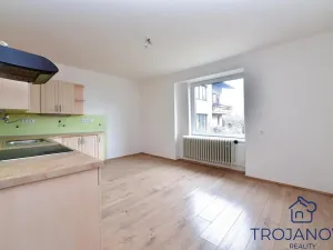 Pronájem rodinného domu, Benešov, Nezvalova, 250 m2