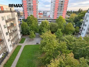 Prodej bytu 1+kk, Praha - Strašnice, Názovská, 35 m2