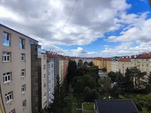 Pronájem bytu 2+kk, Praha - Žižkov, Ambrožova, 44 m2