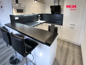 Pronájem bytu 2+kk, Praha - Hloubětín, Modrého, 55 m2