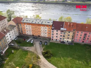 Pronájem bytu 2+kk, Ústí nad Labem - Střekov, Střekovské nábřeží, 44 m2