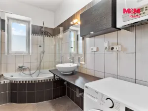 Pronájem bytu 4+1, Liberec - Liberec II-Nové Město, Dobrovského, 91 m2