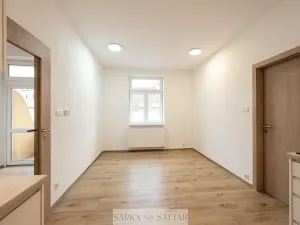 Pronájem bytu 2+kk, Praha - Břevnov, Za Strahovem, 48 m2