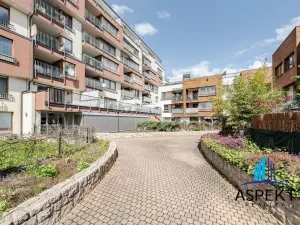 Pronájem bytu 2+kk, Praha - Libeň, Nad Okrouhlíkem, 65 m2